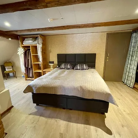 Lägenhet Sviit Nr. 7 *